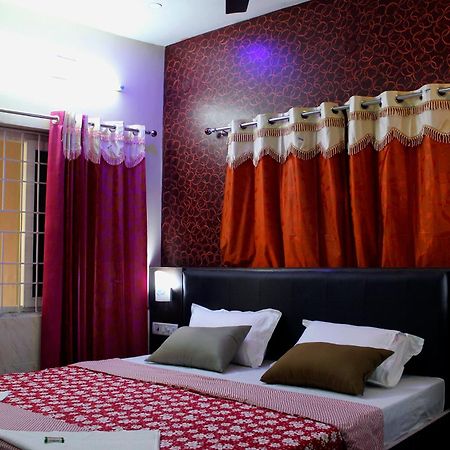 Vinodhara Guest House Mahabalipuram Bilik gambar