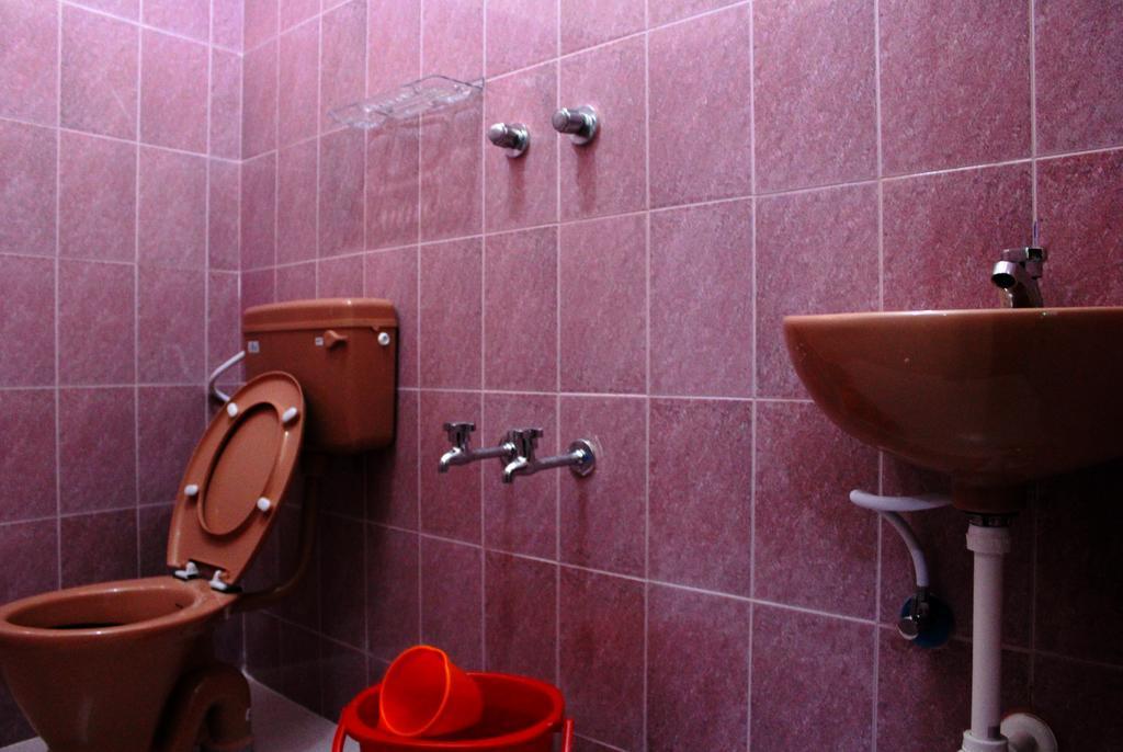 Vinodhara Guest House Mahabalipuram Bilik gambar